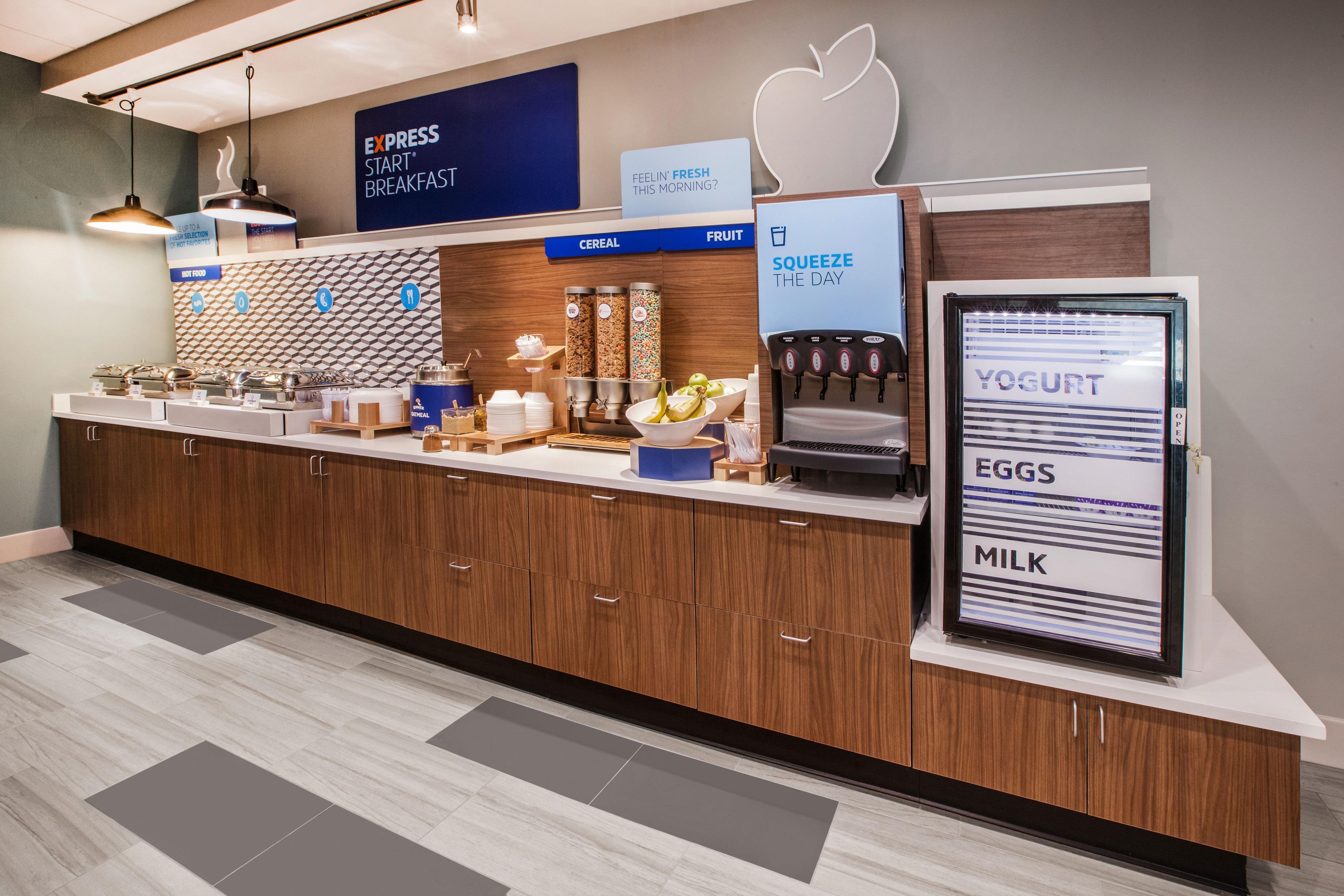 Holiday Inn Express Madison Exteriér fotografie
